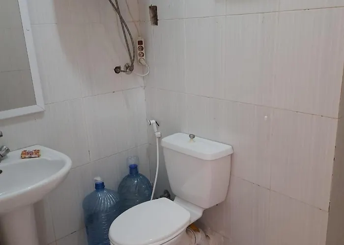 Apartment Sunny With Balcony & Pool Access